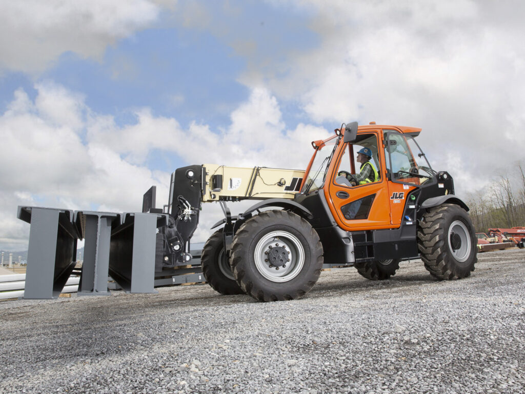 JLG 1732 High-Capacity Telehandler | American Rental Services